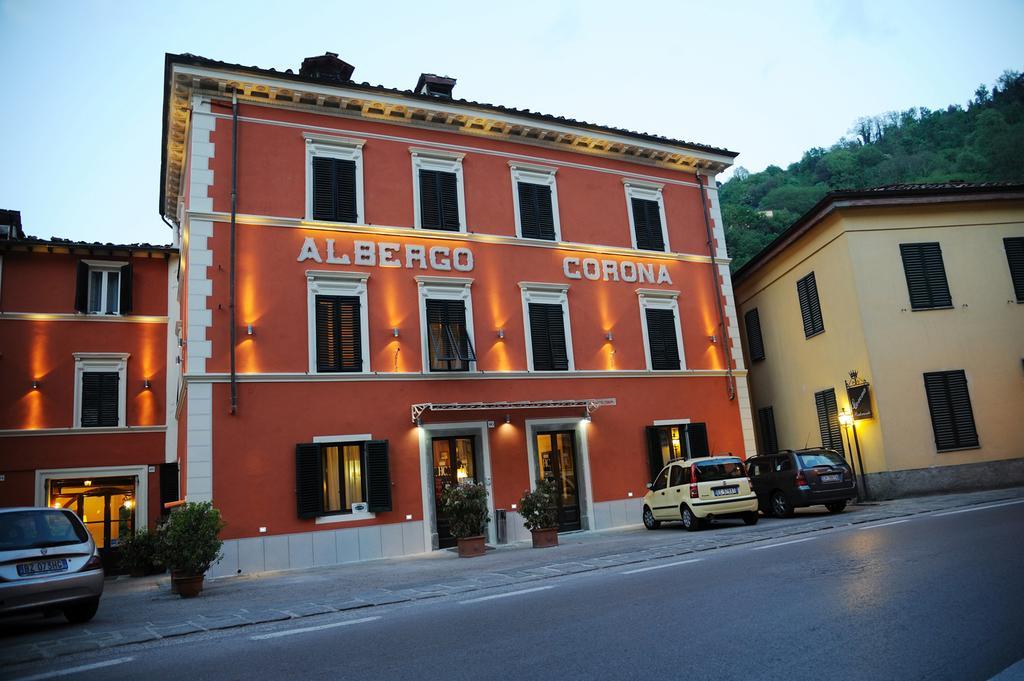 Hotel Ristorante Corona Lucca Exterior foto